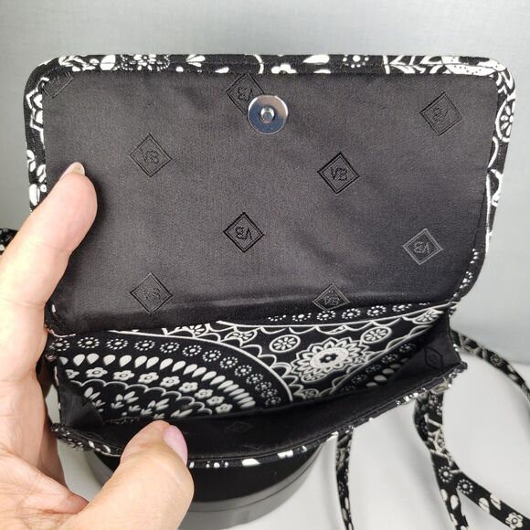 Vera Bradley All in One Crossbody Bag Black Bandana Medallion - Picture 15 of 16